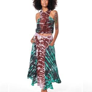 YFB Lani Skirt Tie Dyed Desert Rose Starburst Size: S NWOT